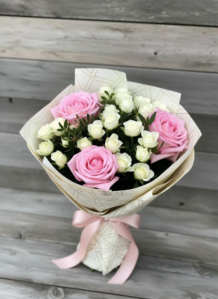Букет цветов из: Розы в Новосельцево