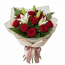 Букет цветов из:  Лилии и Розы в Новосельцево