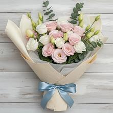 Букет цветов из:  Лизиантусы в Новосельцево