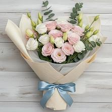 Букет цветов из:  Лизиантусы в Новосельцево
