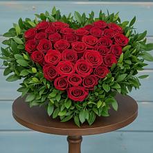 Цветочная композиция из Розы в виде сердца #REPLACE_PRED# Новосельцево