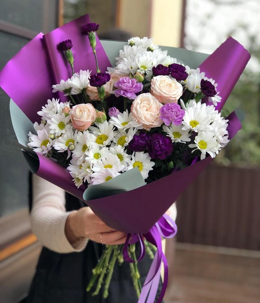 Букет цветов из: Хризантемы, Гвоздики и Розы в Новосельцево