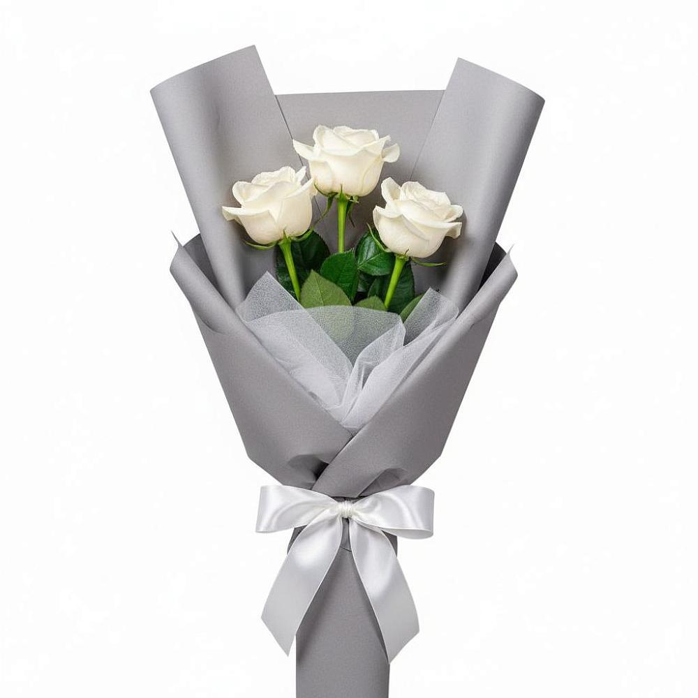 Букет 3 белые розы в Новосельцево