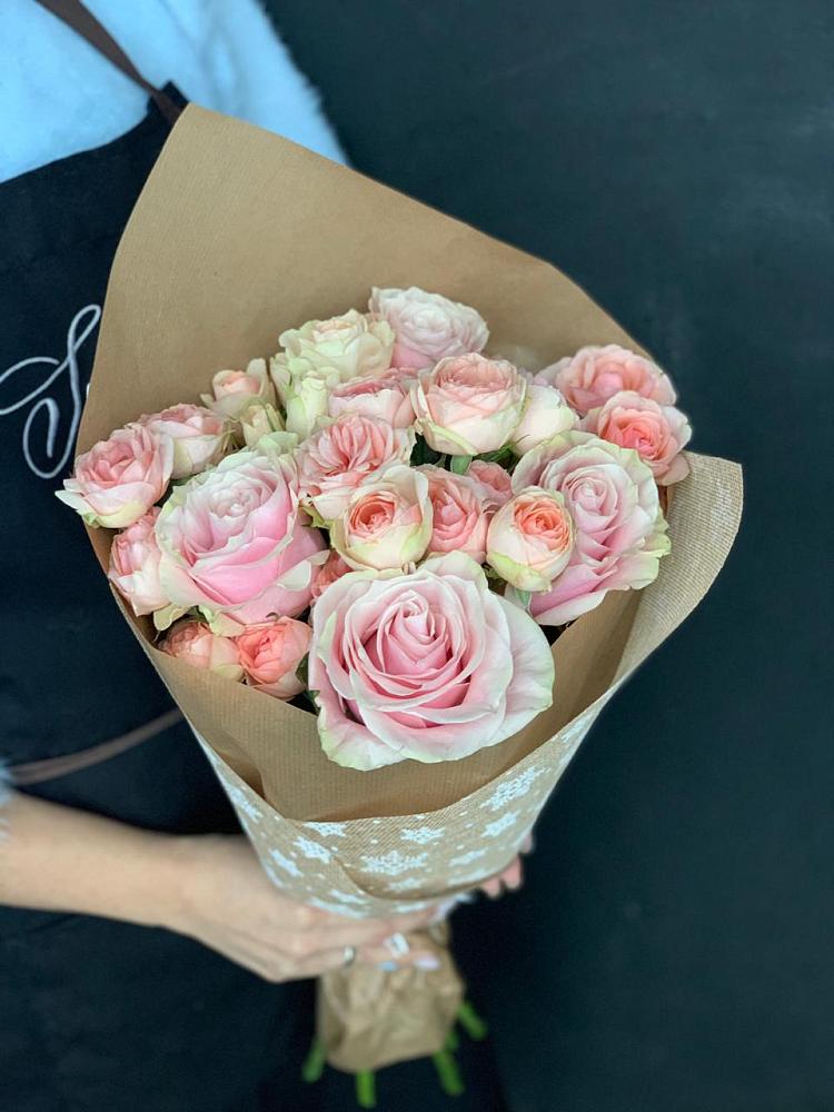 Букет цветов из: Хризантемы и Розы в Новосельцево