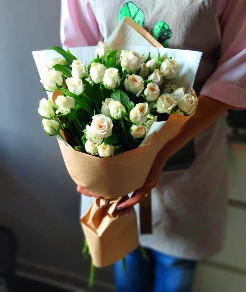 Букет цветов из: Розы в Новосельцево