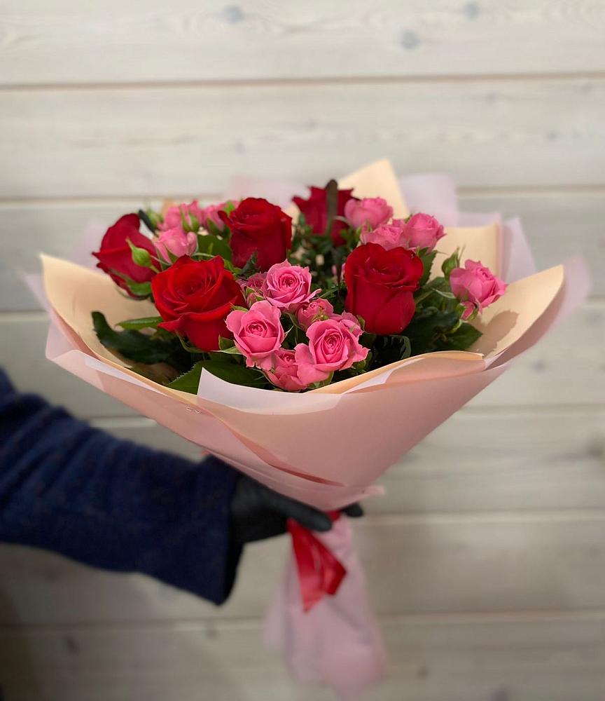 Букет цветов из: Розы в Новосельцево