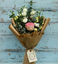 Букет цветов из:  Розы и Лизиантусы #REPLACE_PRED# Новосельцево
