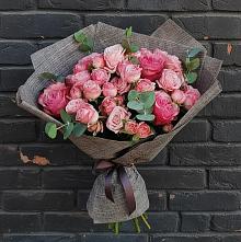 Букет цветов из:  Розы в Новосельцево
