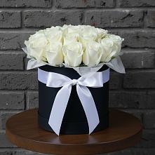 Цветочная композиция из Розы в шляпной коробке #REPLACE_PRED# Новосельцево